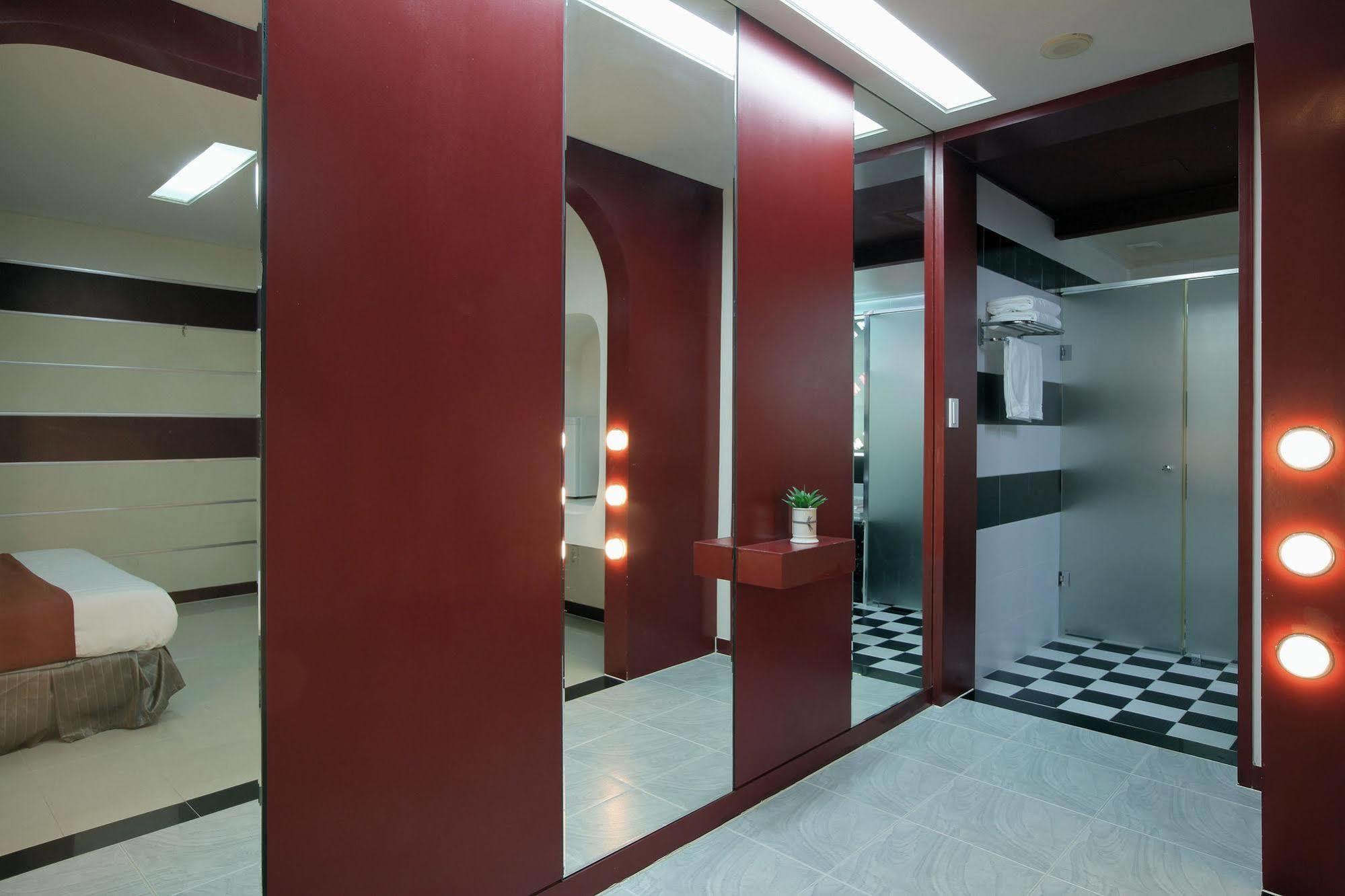 On Smart Hotel Cshonan Kültér fotó